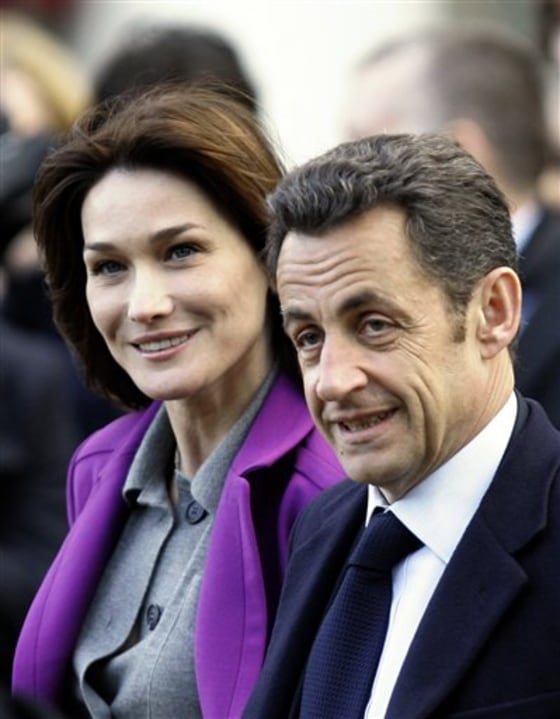 Nicolas Sarkozy and Carla Bruni-Sarkozy of France
