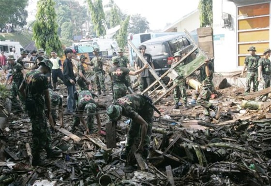 Indonesia Dam Bursts