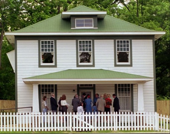 Travel Trip Clinton Home