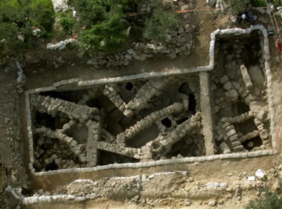 MIDEAST ISRAEL ANCIENT HIDEAWAYS