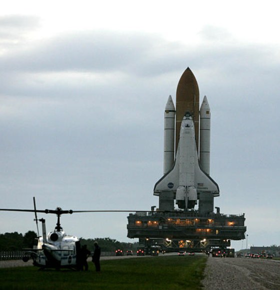 SPACE SHUTTLE