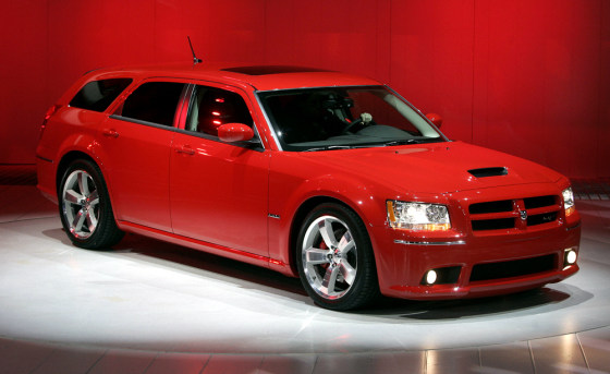 Image: The 2008 Dodge Magnum SRT