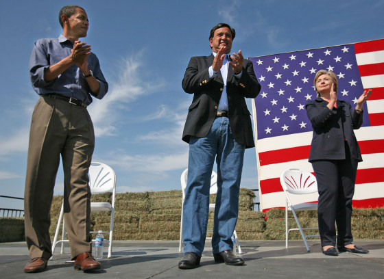 Image: Democratic presidential hopefuls, from left, Sen. Barack Obama, New Mexico Gov. Bill Richardson, and Sen. Hillary Rodham Clinton