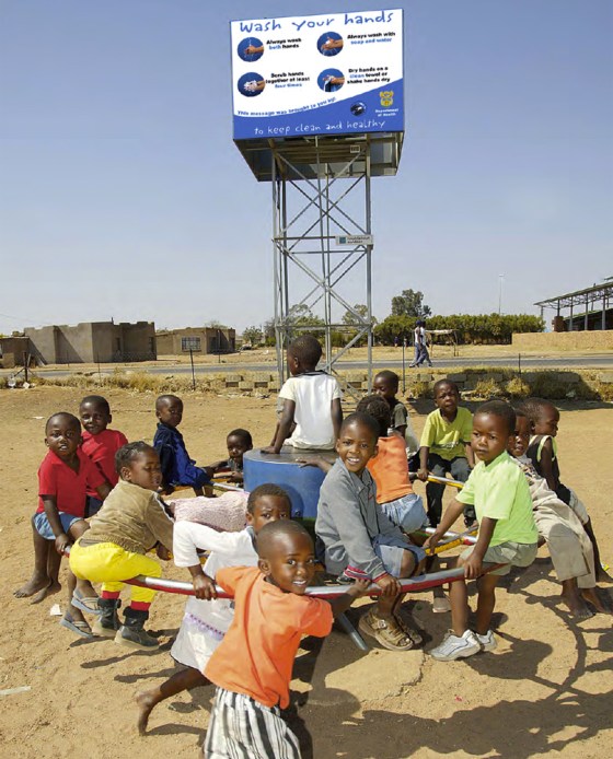 Image: Playground equipment pumps water in Africa