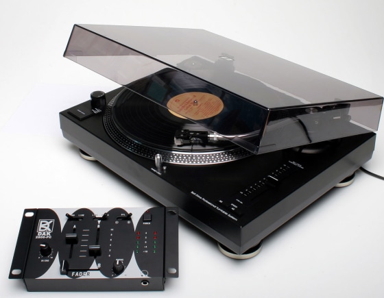 Image: DAK turntable