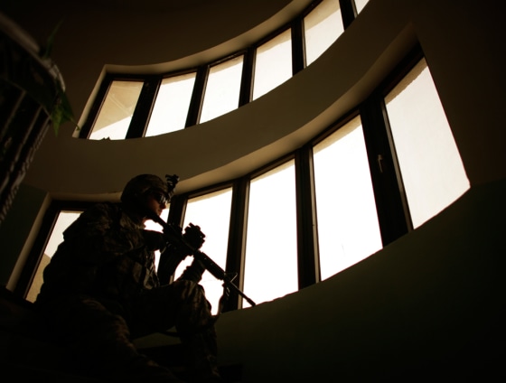 Image: US soldier is on guard in Iraq.