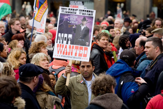 Image: Quran film protest