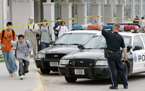 Image: students leave school after shooting