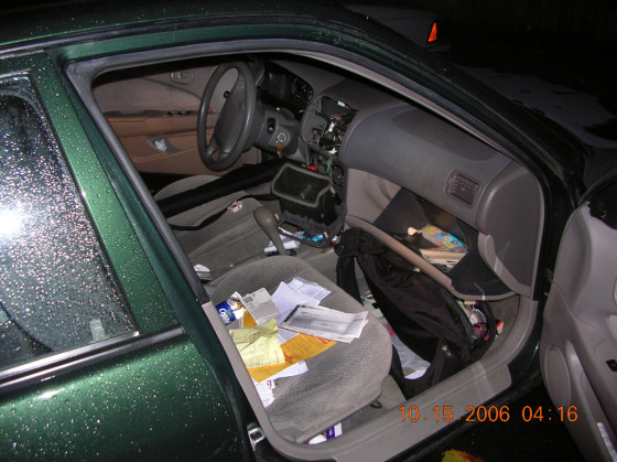 Image: GPS system stolen from car