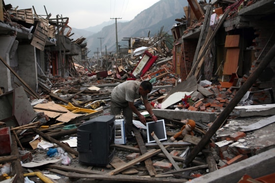 Image: Death toll rises as rescue efforts continue