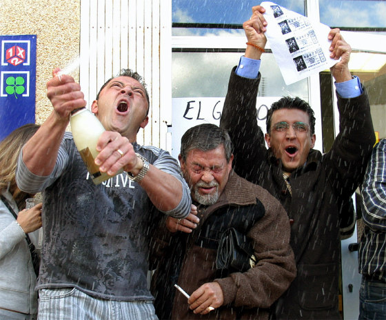 SPANISH CHRISTMAS LOTTERY WINNERS CELEBRATE WITH A WINNING TICKET