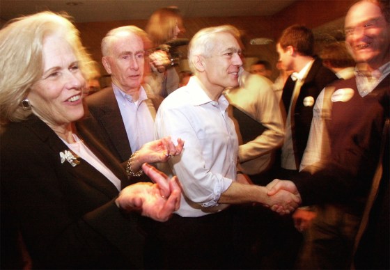 Wesley Clark Campaigns In New Hampshire