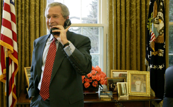 President Bush Congratulates Mars Rover Team