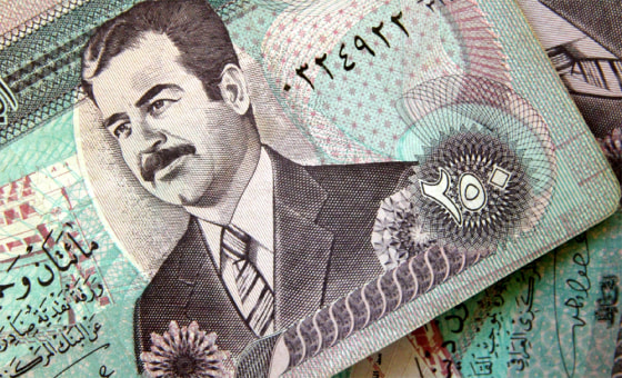 PORTRAIT OF SADDAM HUSSEIN ON IRAQI DINAR BANKNOTES