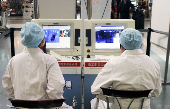 Annual Migration For Chinese New Year Increases Fears Of SARS Spreading