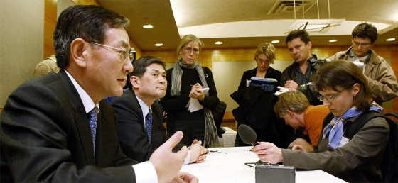 HWANG SHIN-YONG