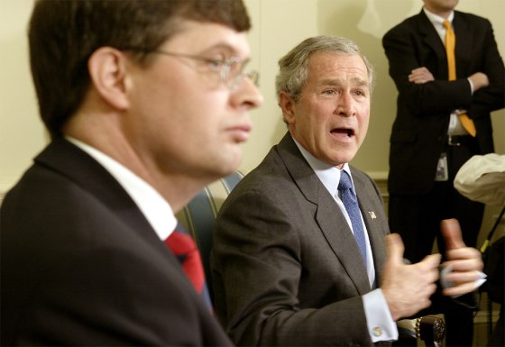 U.S. PRESIDENT GEORGE W. BUSH MEETS DUTCH PRIME MINISTER BALKENENDE IN WASHINGTON