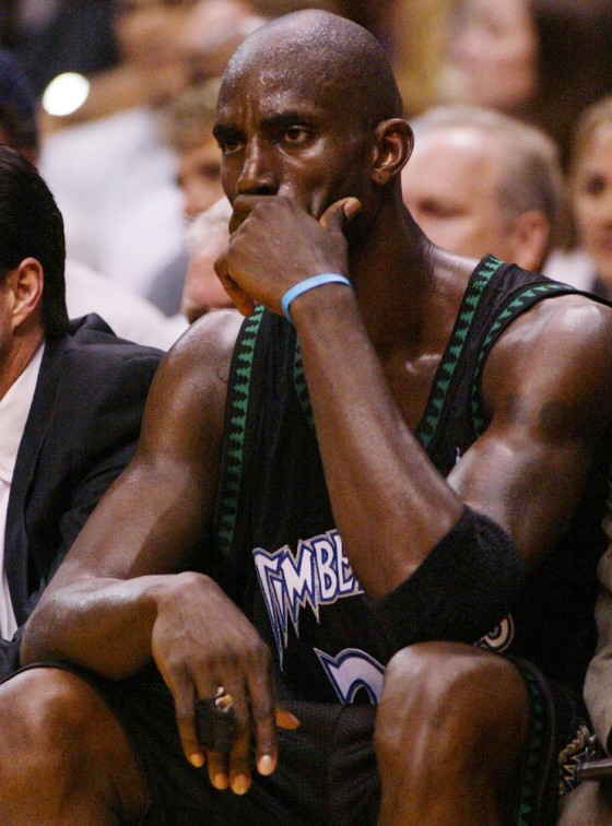 Timberwolves v Lakers