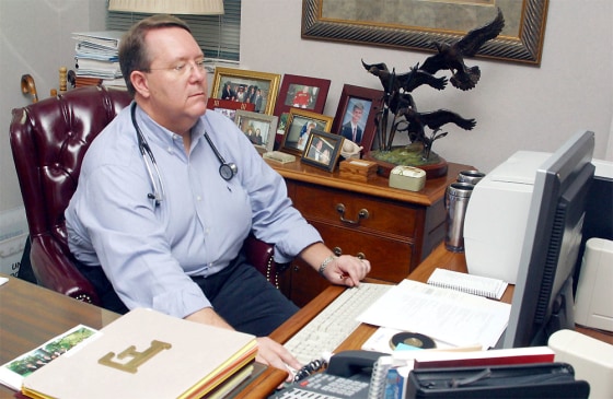 Obese Doctor Works At Helping Himself And Others Regain A Healthy Lifestyle