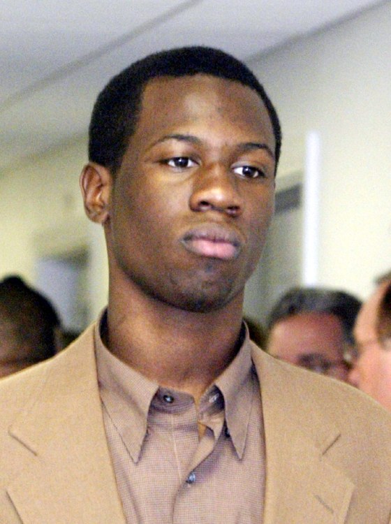 LIONEL TATE ENTERS COURTROOM IN FT LAUDERDALE FLORIDA