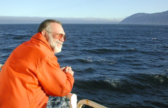 Terry Whitledge surveys Russian coast during Russian-American Census of the Arctic