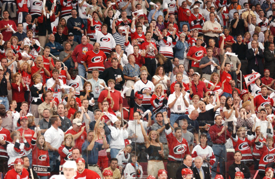 Red Wings v Hurricanes