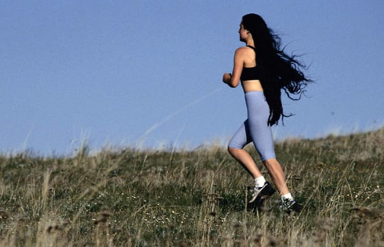 Among the features that set humans apart from apes to make them good runners are longer legs, shorter forearms and yes, bigger buttocks.