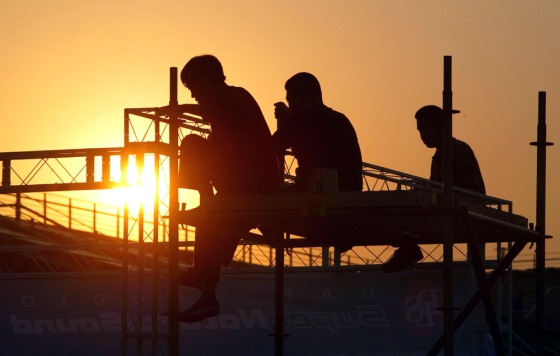 Chinese Migrant Works In The City
