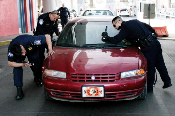 Asa Hutchinson Visits Arizona-Mexico Border
