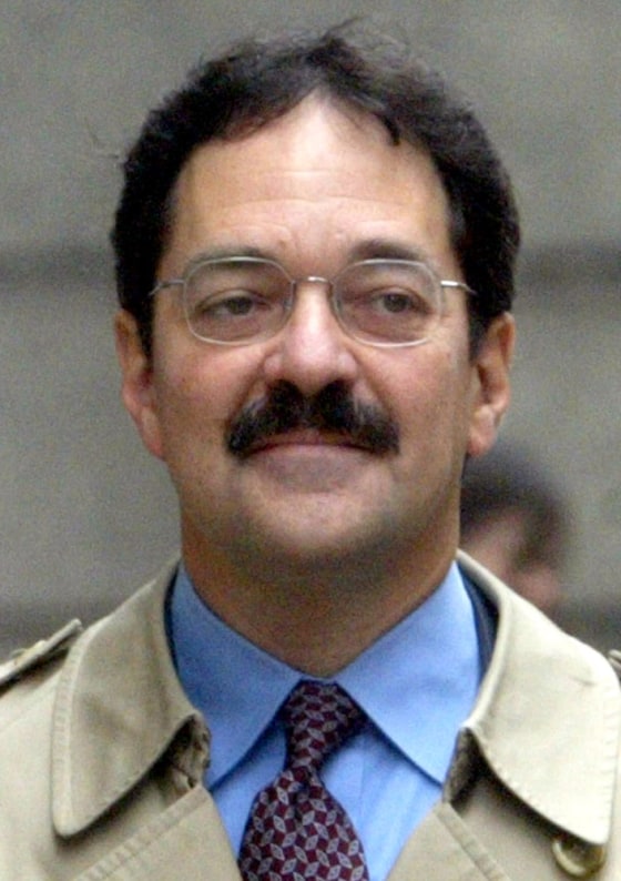 Former investment banker Frank Quattrone is seeking to reverse an order banning him for life from the securities proefession.