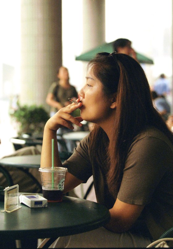 Chinese Smokers Face Severe Health Consequences