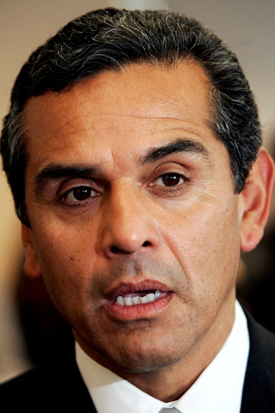 LA Mayor-Elect Attends Ceremonial Opening Of La Raza's New Headquarters