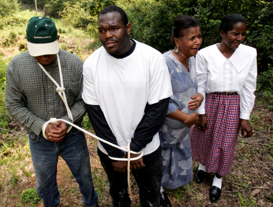 LYNCHING JUSTICE *{3A2227B1-A2DA-4216-83BD-241D9179E6E1}*