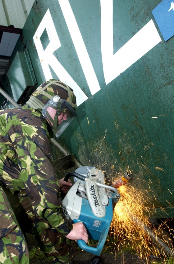 The British Army removes items from Suga