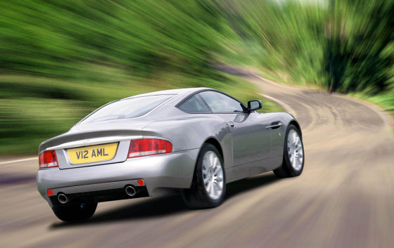 Aston Martin V12 Vanquish