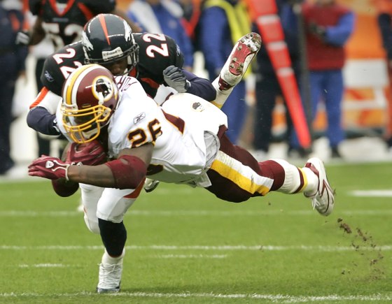 Broncos Foxworth tackles Redskins Portis in Denver