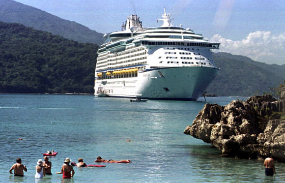 CRUISE SHIP