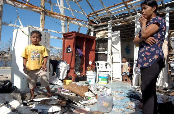MÉXICO - HURRICANE WILMA