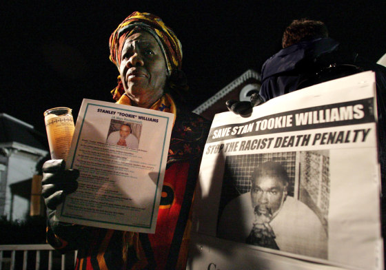 Supporter of Stanley Williams demonstrates in front of San Quentin Prison