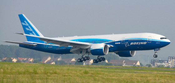 BOEING 777-200LR