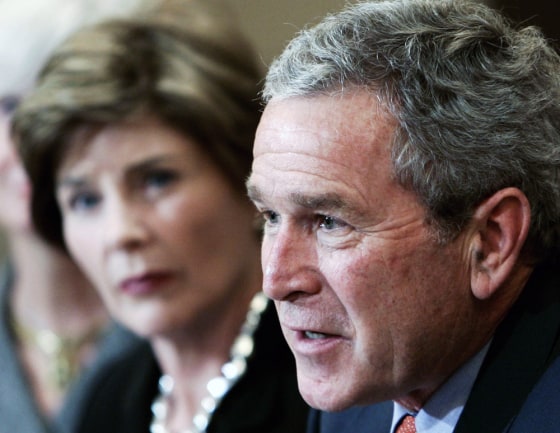 US President Bush attends meeting with charity foundation to aid in Gulf Coast recovery effort in Washington