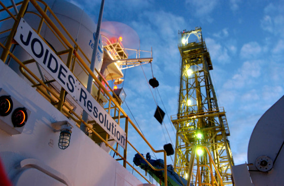 The center of the crust-drilliing operation is a derrick set up onboard the research vessel JOIDES Resolution in the Pacific Ocean.