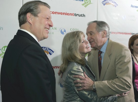 Former US Vice President Gore attends premiere of \"An Inconvenient Truth\" in Washington