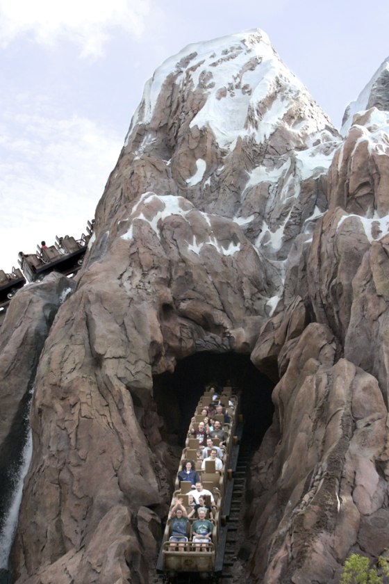 EXPEDITION EVEREST
