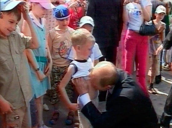 060706_putin_hmed_7p.jpg