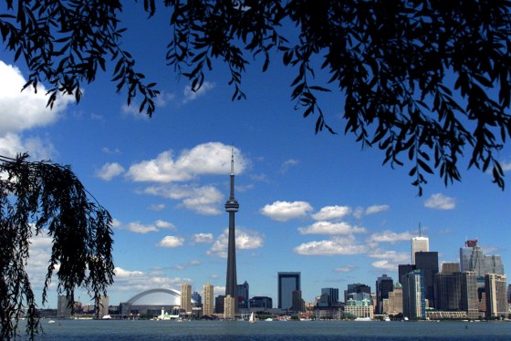 Toronto Bids Hard for the 2008 SUmmer Olympics