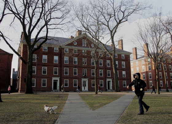 Summers To Step Down As Harvard President