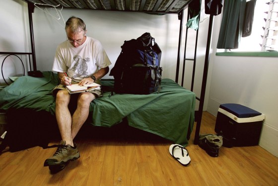 Backpackers Explore Australias Top End