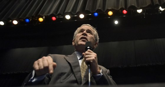 US President George W. Bush delivers rem