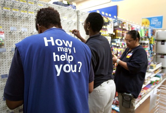 Wal-Mart Opens Its First Chicago Store